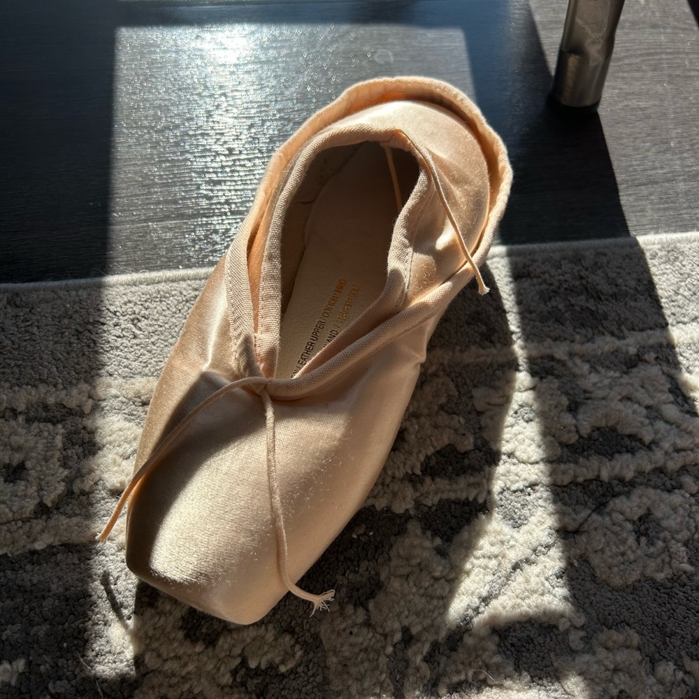 ✨Bloch 6XXX Axiom Pointe Shoes✨